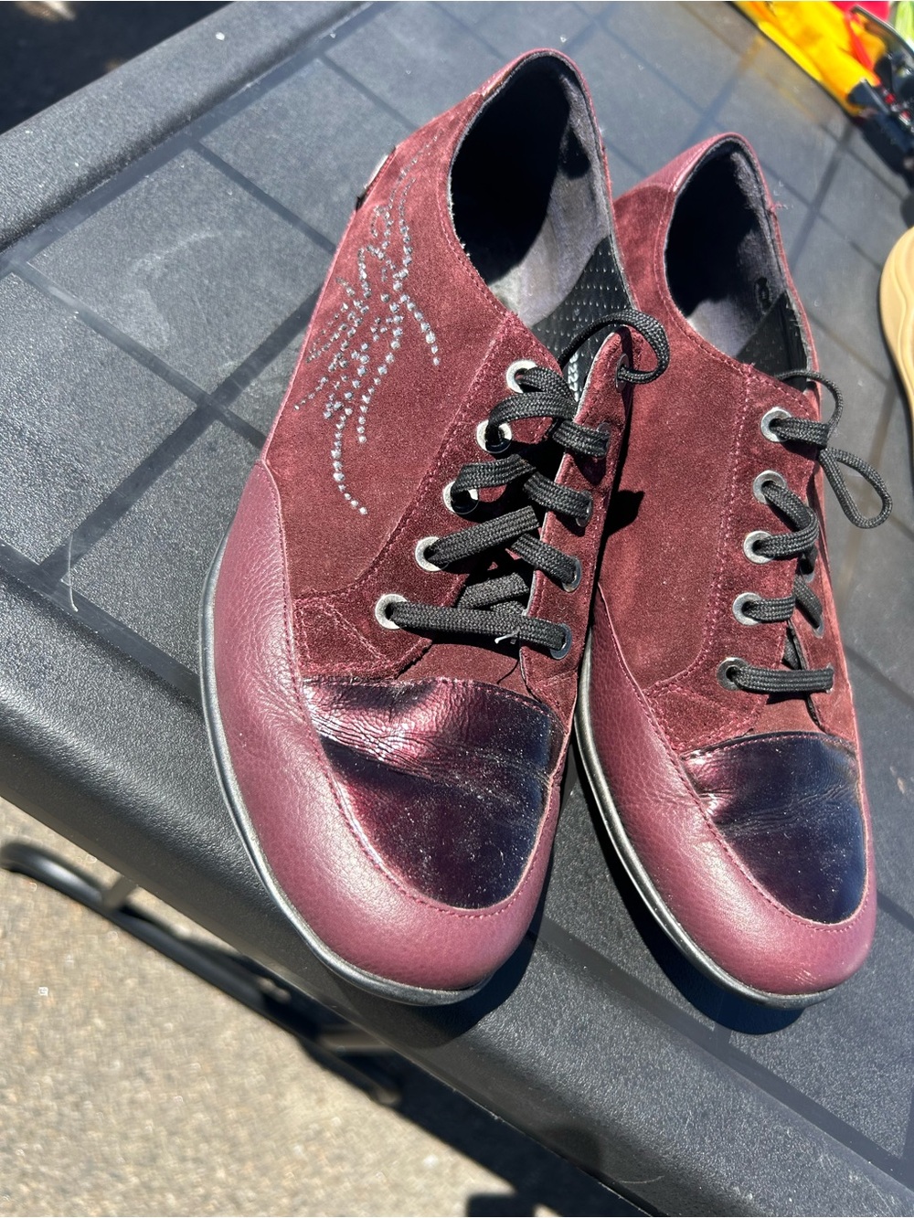Designers shoes Mobils by Mephisto Aicha in Bordeaux/Violet/Plum